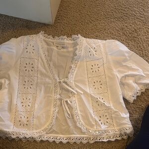 Broderie Anglaise Tie-Front Lace Trim Crop Top - White